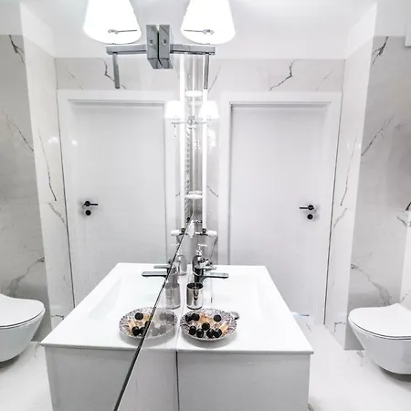 Marcelin Gold Wes Quality 波兹南