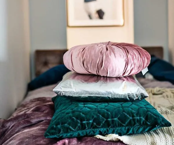 Marcelin Gold Wes Quality Lägenhet