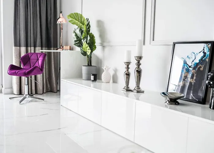 Lägenhet Marcelin Gold Wes Quality *