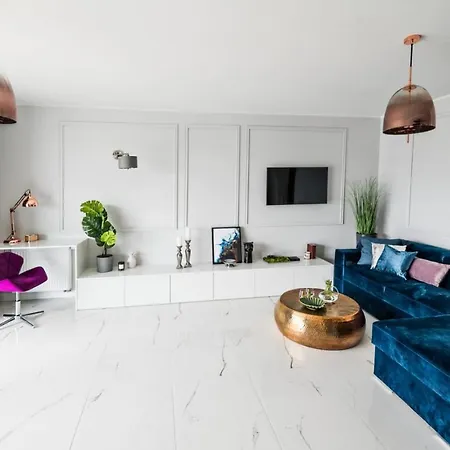 Marcelin Gold Wes Quality Apartment Posen