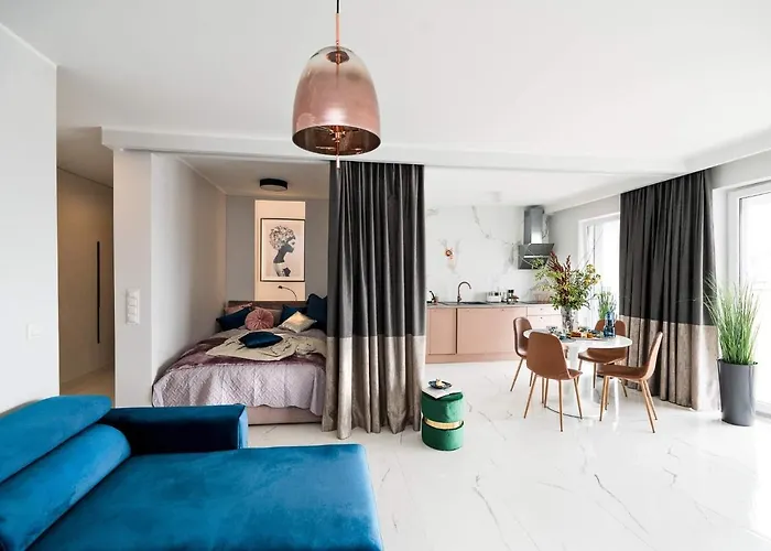 Marcelin Gold Wes Quality